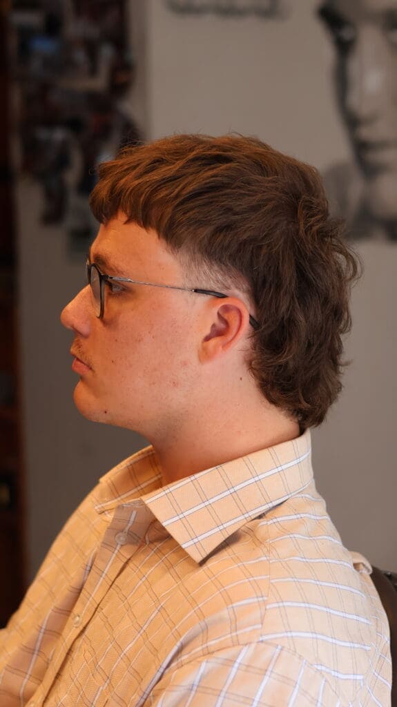 Mullet klippet hos Carlsens Barbershop Odense