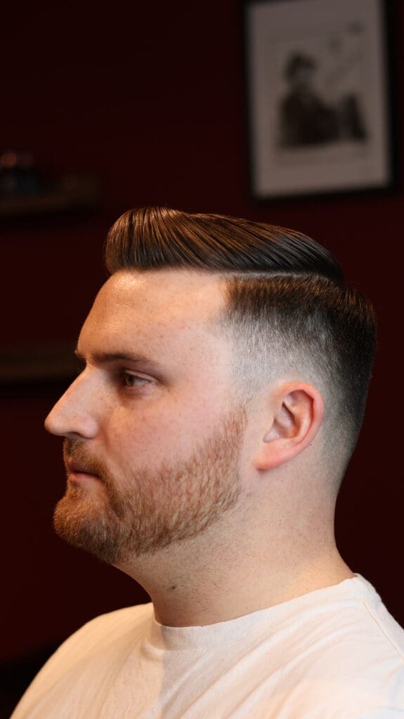 skin fade klippet hos Carlsens Barbershop København