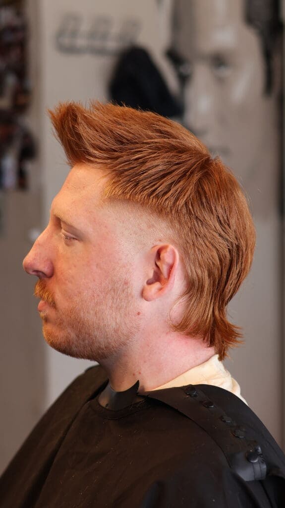 Mullet klippet hos Carlsens Barbershop Odense