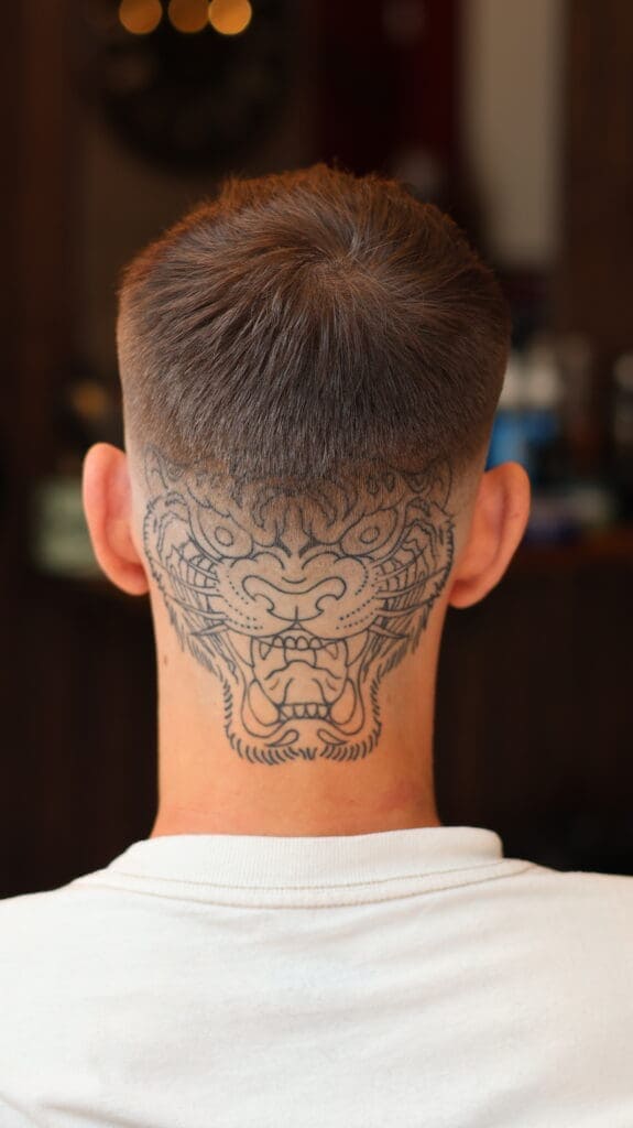 High skin fade hos Carlsens Barbershop Odense